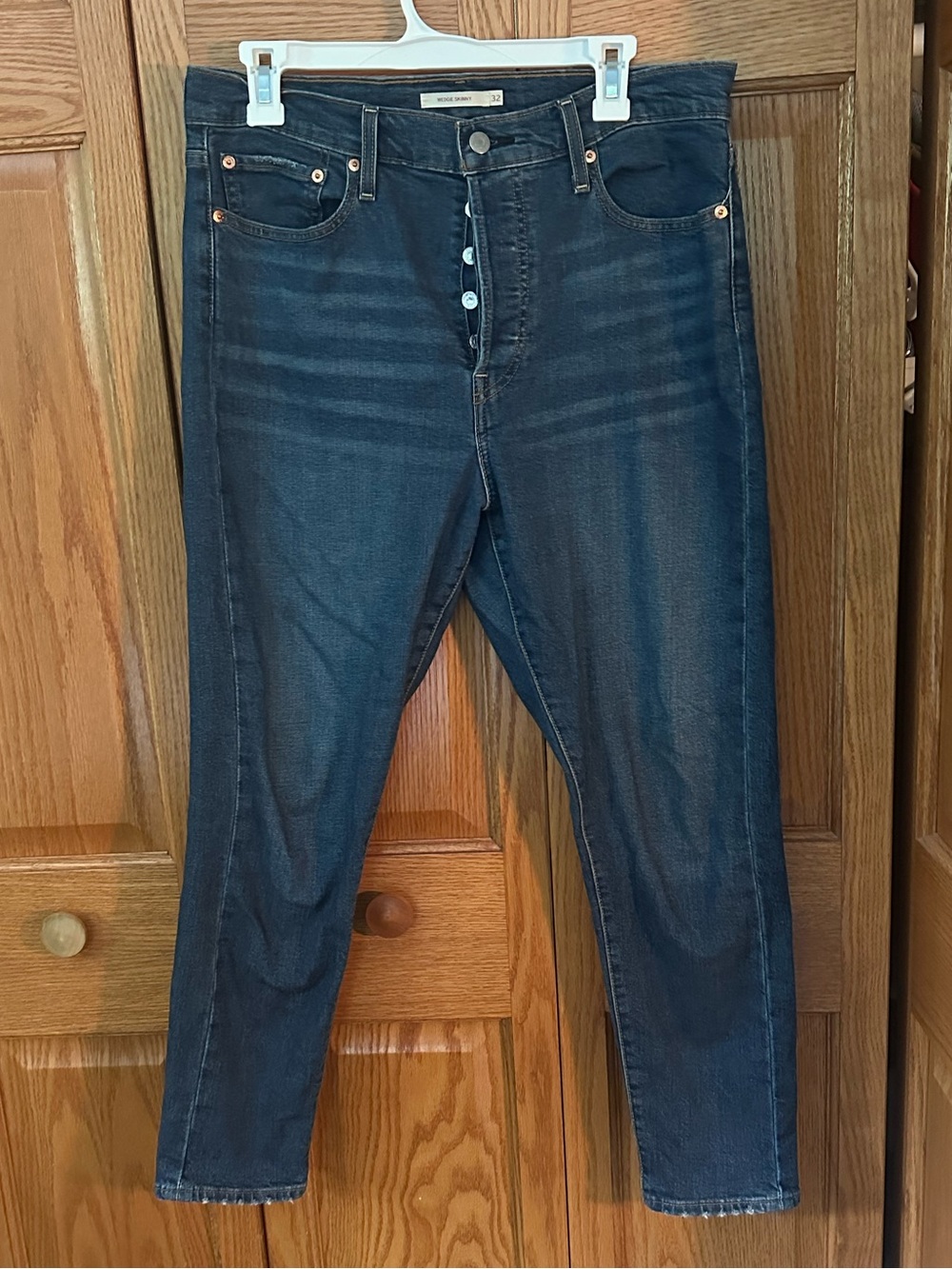 LEVI’S Wedgie Skinny Dark Wash Button-Fly Jeans | 32